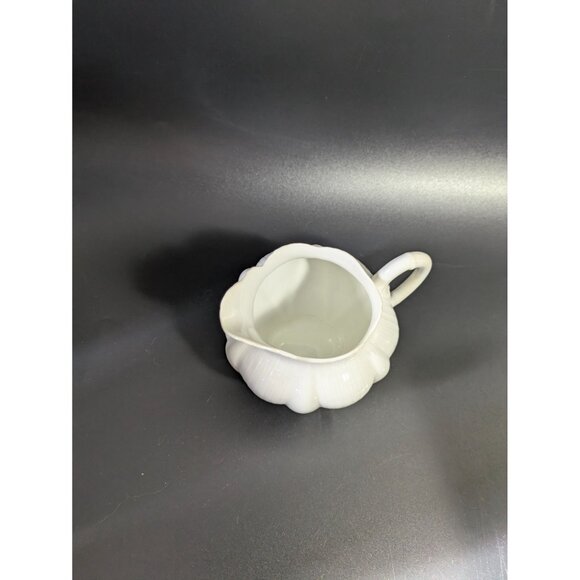 Shelley Dainty White Creamer Pitcher Jug Fine Bone China Vintage - Picture 8 of 16